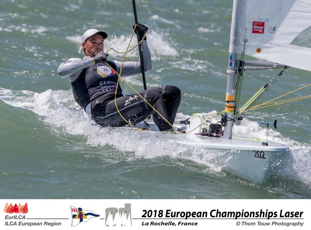 Laser-EM in La Rochelle: Trotz zweier Frühstarts lag Philipp Buhl lange in Podiums-Schlagdistanz. Foto: Thom Touw