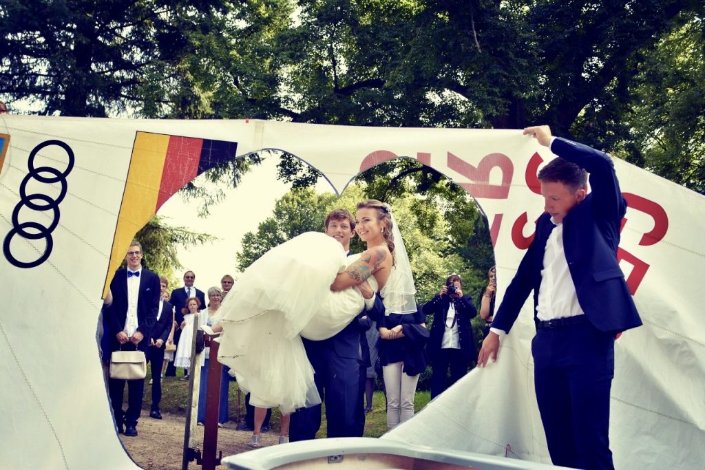 Anastasiya und Malte WInkel bei ihrer Hochzeit 