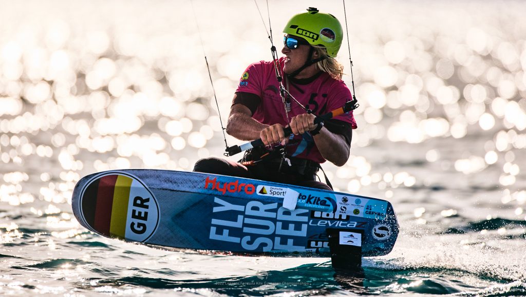 Jannis Maus geht nach Platz 8 bei der EM voller Selbstvertrauen in die anstehende Formula Kite-Weltmeisterschaft. Foto: Robert Hajduk 