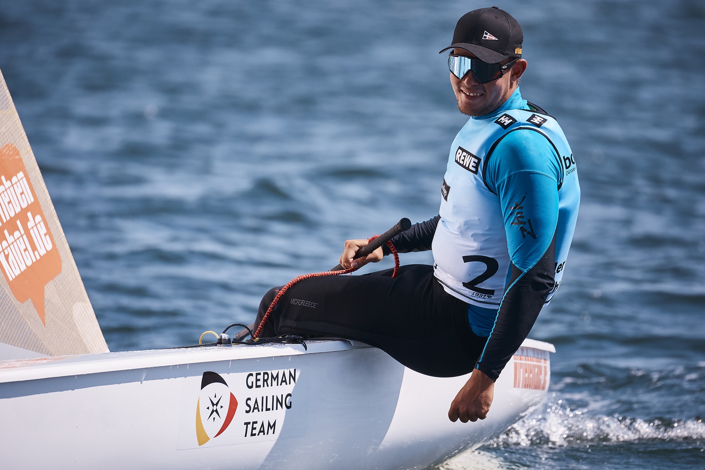 Phillip Kasüske entschied die Kieler Woche im Finn für sich. Foto: DSV/Felix Diemer